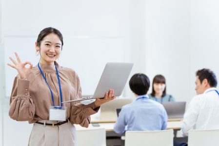 ＼派遣社員～40代活躍中／《月収22万円以上可》駅チカの一般事務...